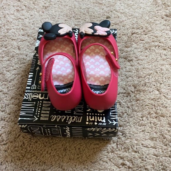 Mini Melissa - Picture 3 of 4